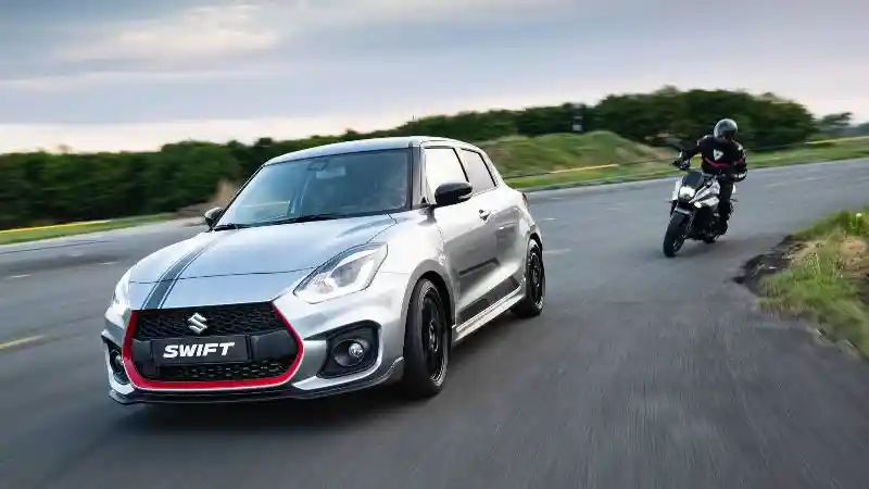 Foto - Inilah Suzuki Swift Edisi Penghormatan Sebuah Motor