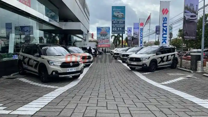 Berita - Jajal Suzuki XL7 Hybrid di Kota Gudeg