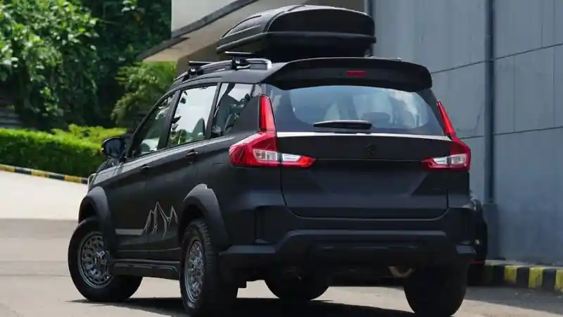 Foto - Didandani Bergaya Adventure, Segini Biaya Modifikasi XL7 Limited Edition