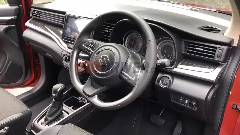 Foto - Skema Angsuran Ringan : Suzuki XL7 Bisa Dicicil Mulai Rp 5 Jutaan, Berapa DP-nya?