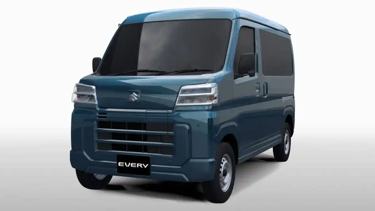 Foto - Suzuki-Daihatsu-Toyota Bikin Van Listrik Bersama