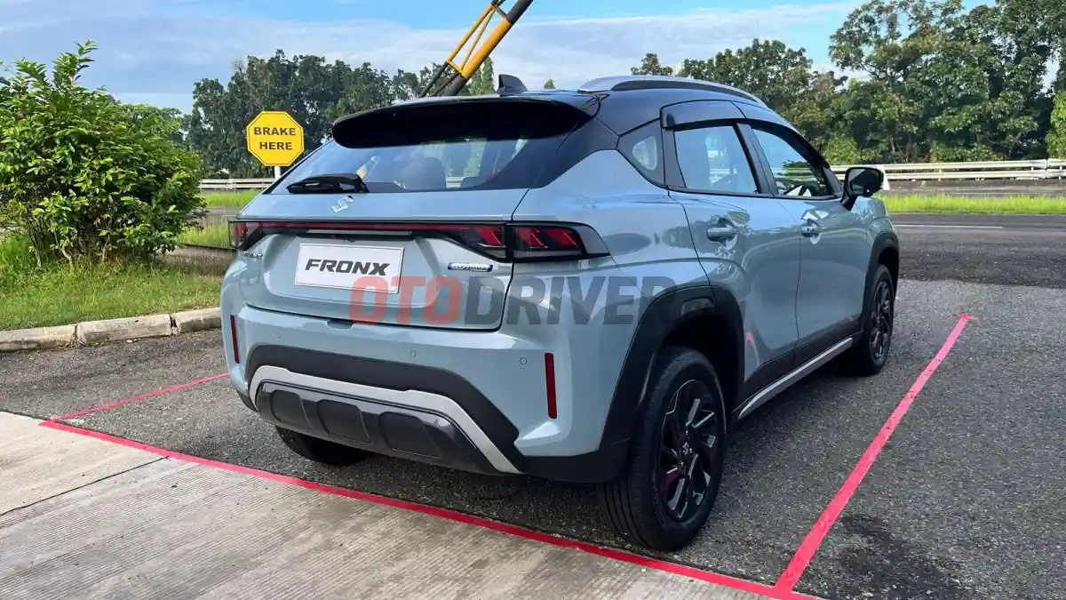 Berita - Detik-Detik Suzuki Fronx Meluncur, Harga Mulai Rp 250 Jutaan