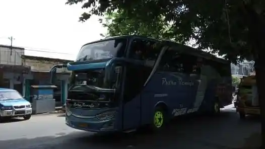 Foto - Putra Remaja Buka Trayek Dari Blitar Ke Palembang Dan Jambi, Armadanya Jetbus 3+