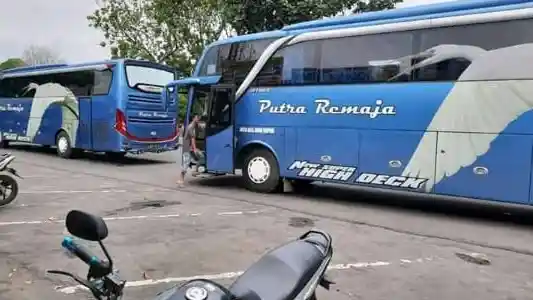 Berita - Putra Remaja Buka Trayek Dari Blitar Ke Palembang Dan Jambi, Armadanya Jetbus 3+