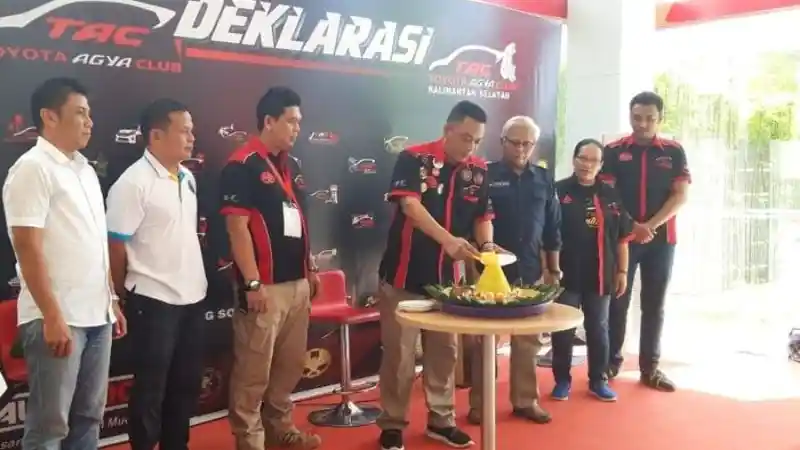 Foto - Toyota Agya Club Resmi Tambah Chapter di Kalimantan Selatan