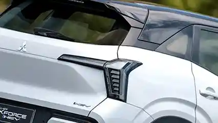 Foto - Hybrid Electric Vehicle Pertama Mitsubishi Dipastikan Meluncur Minggu Ini, Berikut Bocorannya