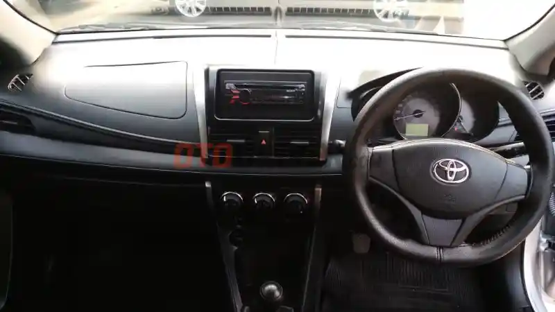 Foto - Minat Beli Mobil Bekas Taksi? Simak Seluk-beluknya Berikut ini