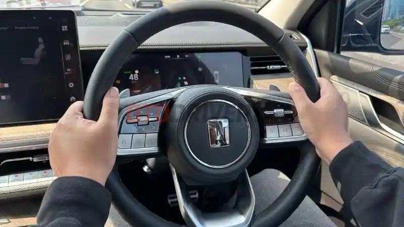 Foto - Segini Konsumsi BBM GWM Tank 500 Hybrid, Isi Tangki Sampai Penuh Rp 1 Jutaan