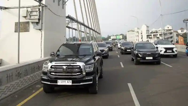 Foto - Dibanding Negara Lain, Penjualan GWM Tank 500 Paling Laris Di Indonesia