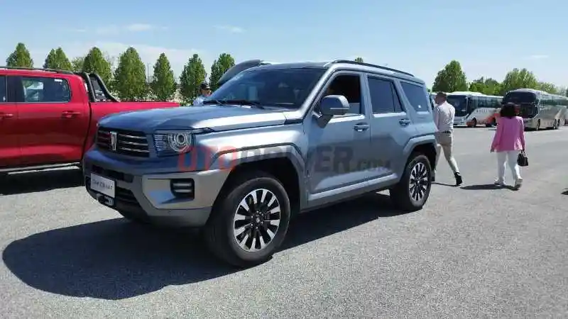 Berita - GWM Tank 700, Sosok G-Class Ala China