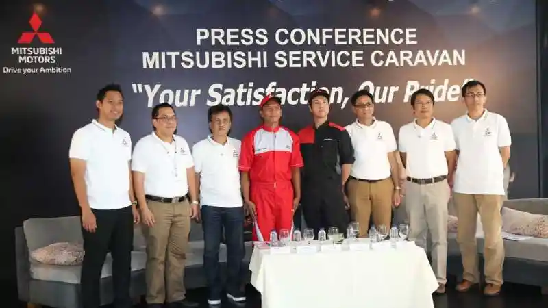 Foto - Mitsubishi Persilakan Konsumen Konsultasi Dengan Mekanik Jepang di 2 Dealer ini