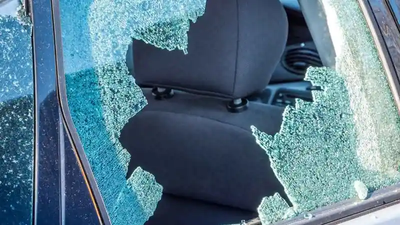 Foto - Kenal Dua Jenis Safety Glass Mobil. Apa Saja Itu?