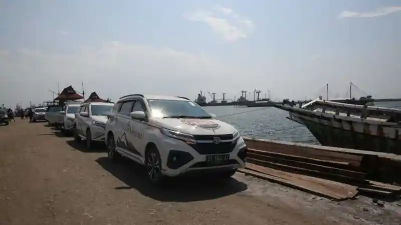 Berita - Ekspedisi Menggunakan Terios Capai Hari Terakhir di Kolaka