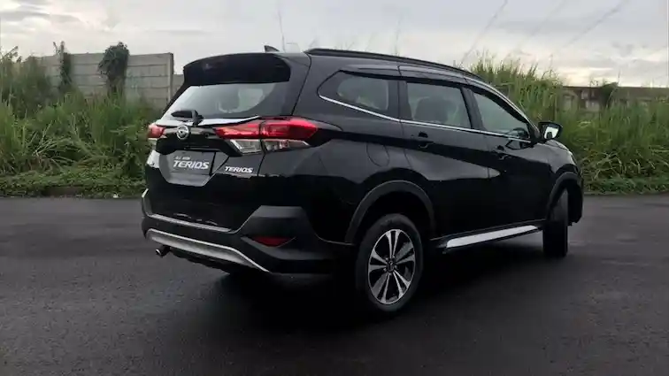 Foto - Pilih Daihatsu All New Terios atau Mitsubishi Xpander? Harga Selisih Sedikit