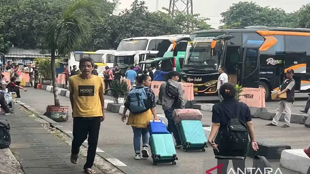 Berita - Arus Balik Di Terminal Area Jabodetabek Makin Terasa 