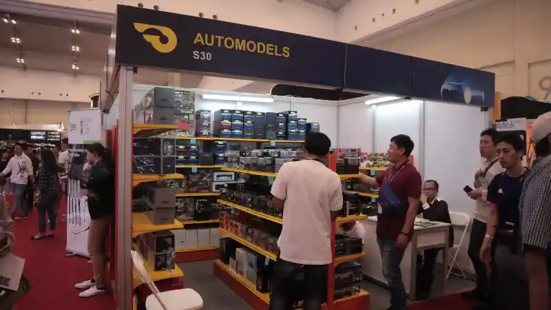 Foto - Mobil-Mobilan Juga Ramaikan GIIAS 2019