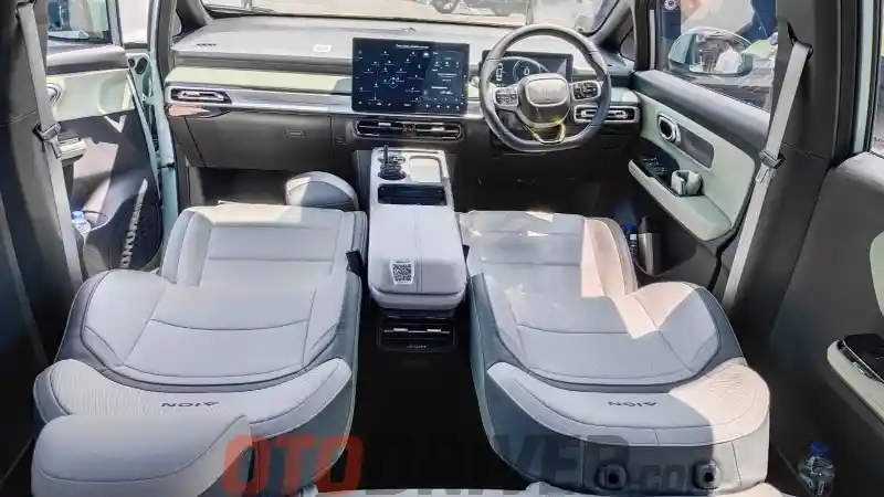 Foto - Jualan MPV 7 Penumpang di Indonesia Itu Suatu Keharusan, Kata Bos Aion