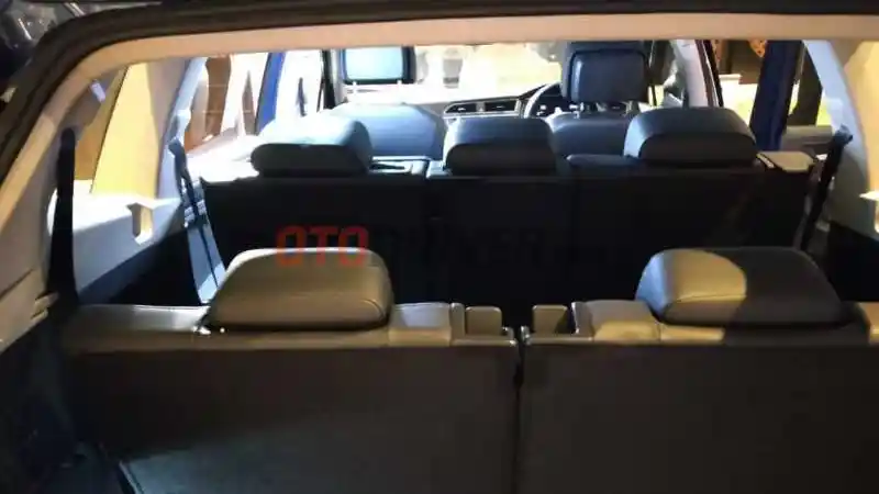 Foto - Volkswagen Tiguan Allspace Rakitan Lokal, Lebih Murah RP 100 Jutaan