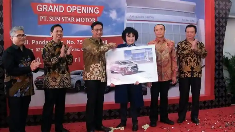 Foto - Mitsubishi Dirikan Dealer Pertama di Boyolali