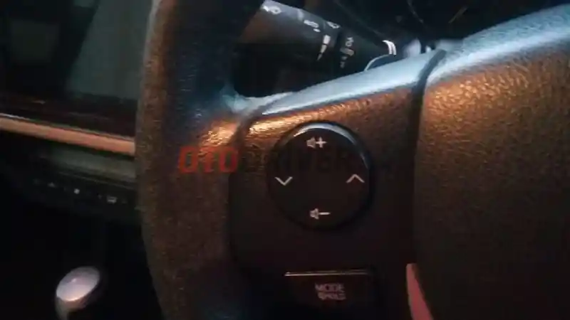 Foto - Head Unit Mobil Juga Perlu Perlakuan Khusus, Begini Caranya