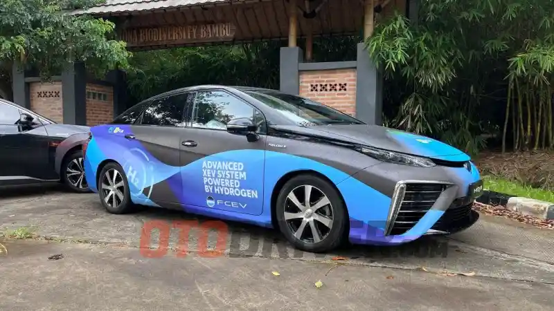 Foto - Otodriver Kunjungi Pabrik Toyota. Plesiran Syarat Ilmu