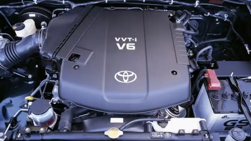 Foto - Hilux Dapat Pilihan Mesin V6