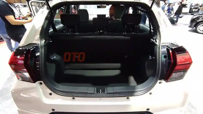 Foto - Intip Interior Toyota Agya GR Sport, Sangat Berbeda dari Versi LCGC