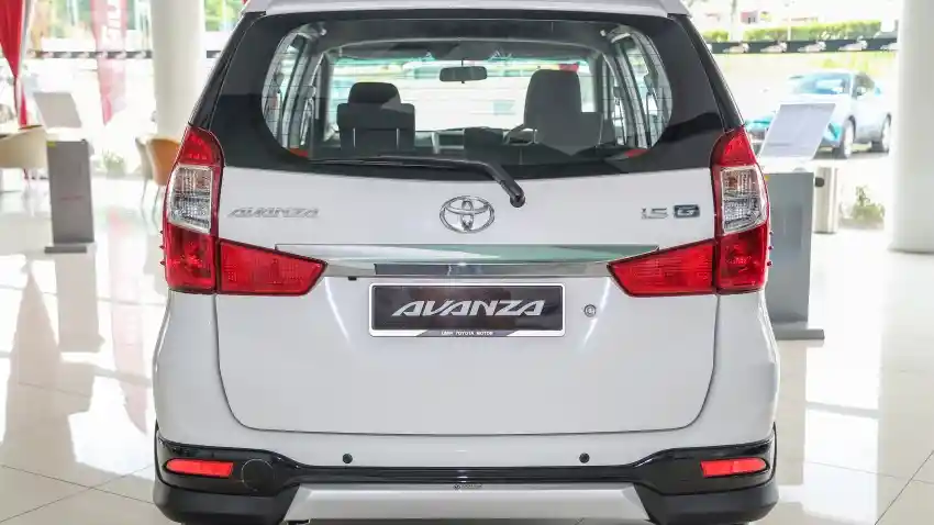 Foto - Wujud Utuh Toyota Avanza Ala SUV di Malaysia (8 Foto)