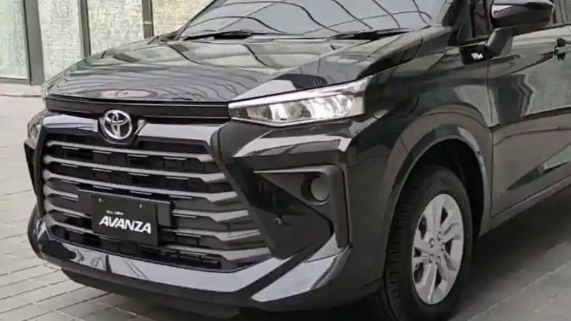 Foto - Innova Zenix dan Avanza Sukses Bikin Penjualan Toyota Meledak di 2023