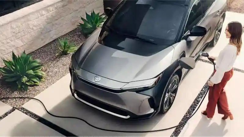 Foto - Toyota Kerja Sama Dengan BYD Untuk Jualan Mobil PHEV, Ini Bocorannya