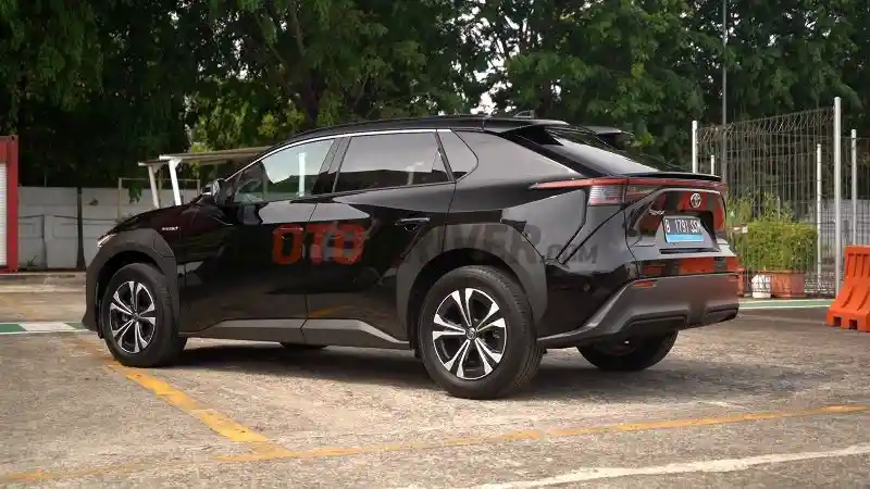 Foto - Kurang dari Sebulan Sejak Diluncurkan, Toyota bZ4X Catatkan Pemesanan 1.300 unit 