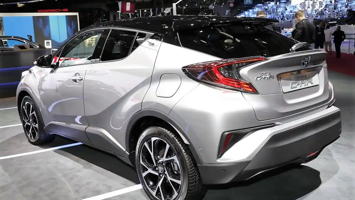 Berita - Toyota C-HR Hanya Pakai Mesin Bensin Gara-gara Kasus Diesel VW