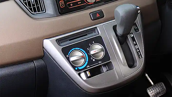 Tips - Ingin Transmisi Otomatik Toyota Calya Lebih Awet? Ini Caranya