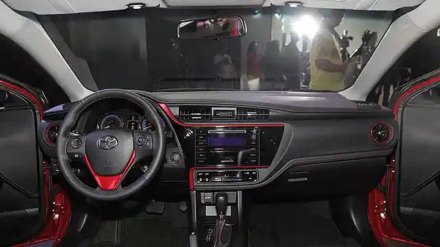 Foto - Toyota Altis Terbaru Muncul di Taiwan, Bermesin 1.800 CC