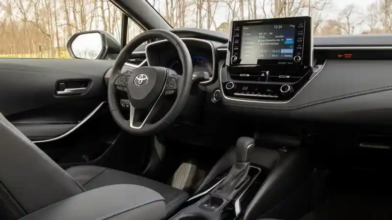 Foto - Corolla Hatchback Generasi Terbaru Versi AS Mulai Diproduksi