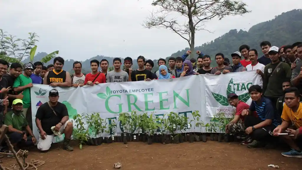 Berita - Pabrik Toyota Karawang Kian Berkembang, Karyawannya Tanam 1.600 Pohon