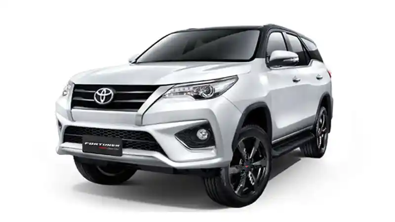 Foto - Toyota Fortuner di Malaysia Masuk Kategori "LCGC", Harga Terpangkas RP 48 Jutaan