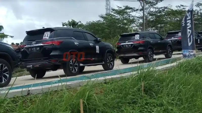 Berita - Fortuner Jadi Bahan Uji Solar B30, Ini Reaksi Toyota 