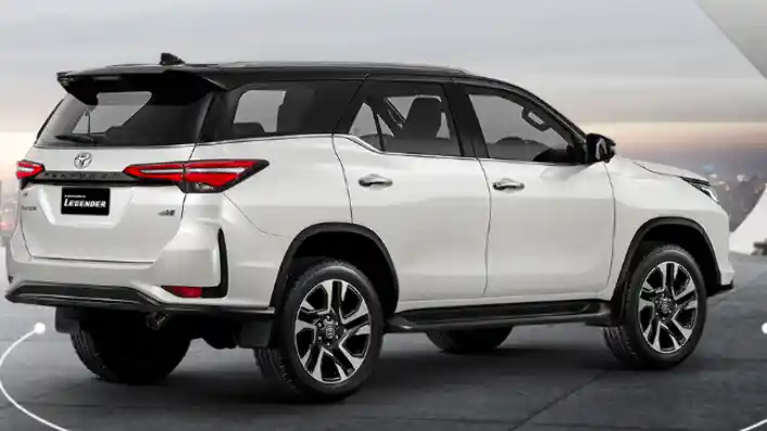 Foto - Ada Kemungkinan Fortuner Legender Hadir Di Indonesia