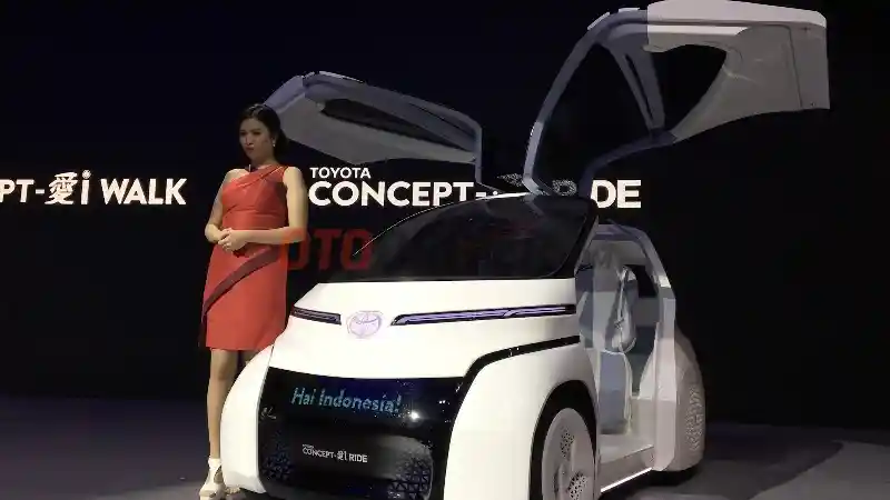 Foto - GIIAS 2018: Tak Ada Mobil Baru, Toyota Pamer Berbagai Mobil Masa Depan