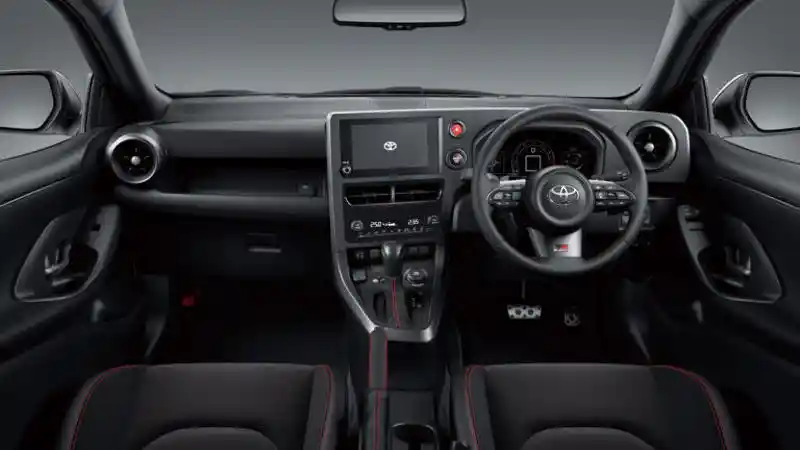 Foto - Toyota GR Yaris Kini Punya Transmisi 'Matic'