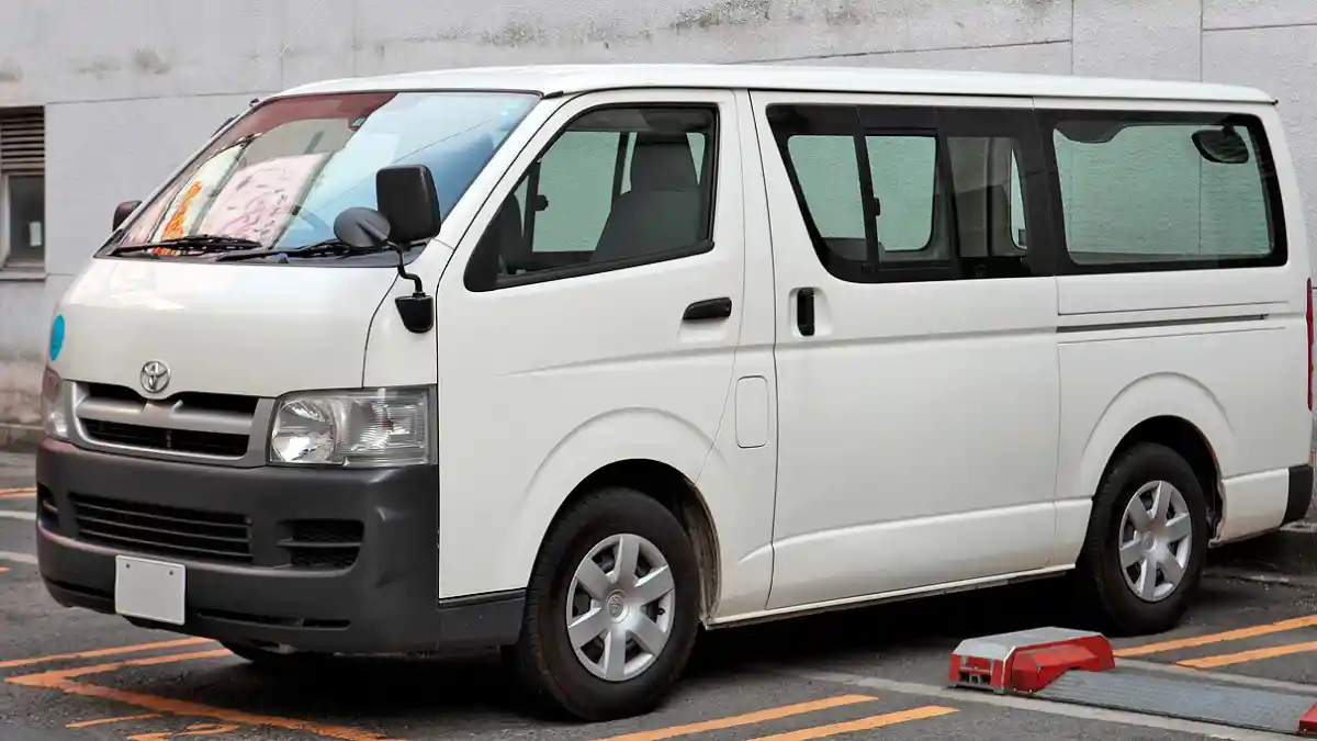 Foto - MPV Itu Sama Dengan Van?