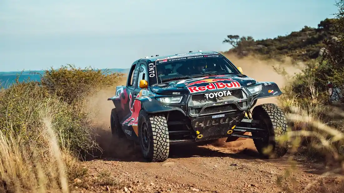 Pikap - GR DKR Hilux T1+: Toyota Hilux Paling Sangar? 