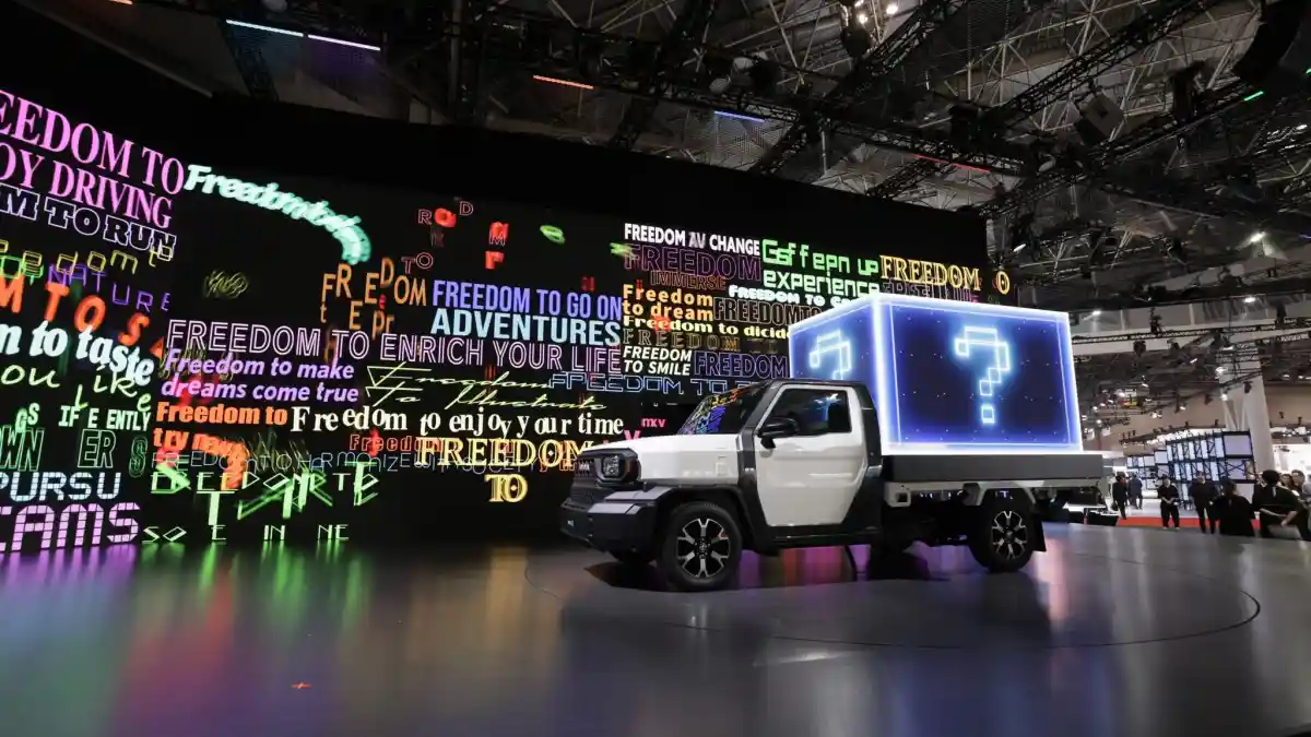 Foto - Visi Toyota Rangga Tebar Pesona di Japan Mobility Show 2023