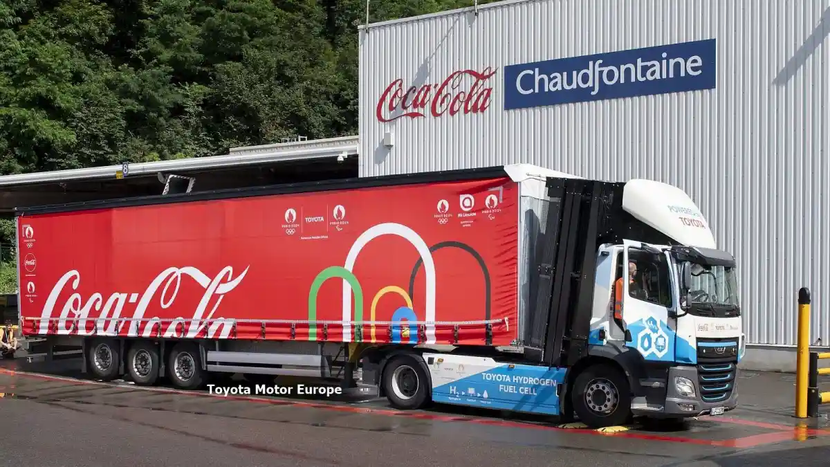 Truk - Tes Truk Hidrogen Toyota-Coca-Cola-Air Liquide