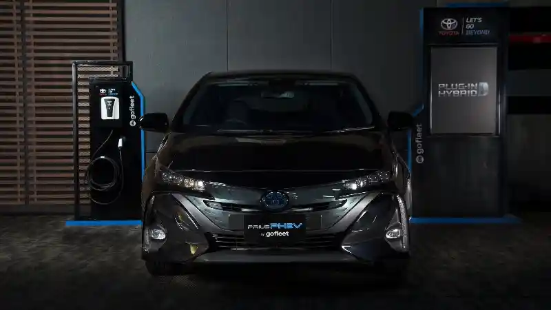 Foto - Toyota Prius PHEV Segera Mengaspal di Indonesia Jadi Armada Online