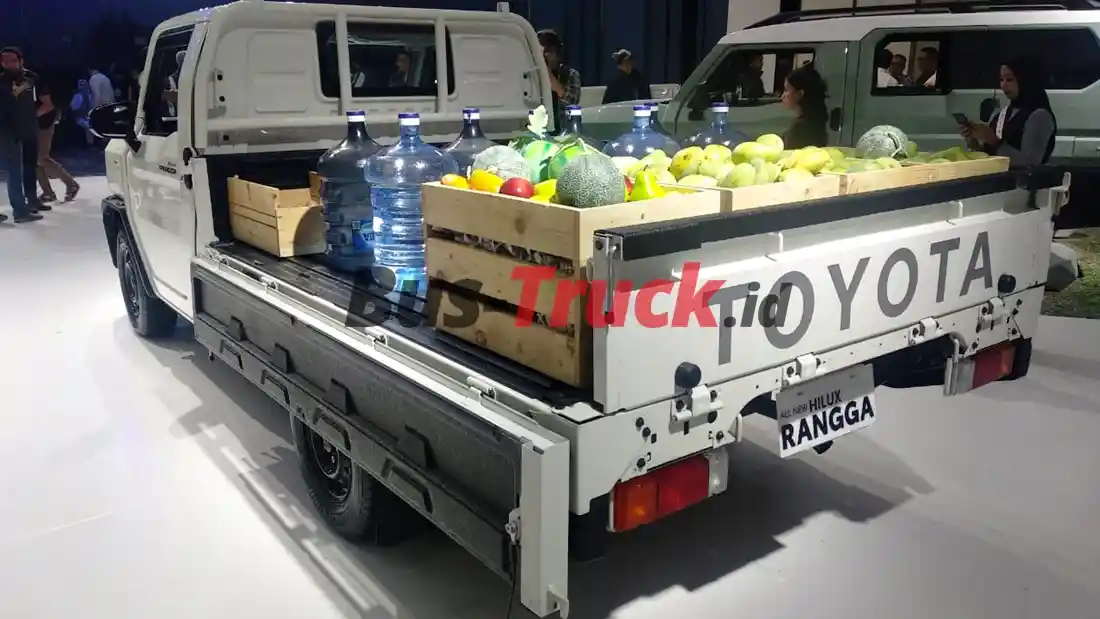 Foto - Inilah Harga Toyota Hilux Rangga Wilayah Jateng Dan Jogja