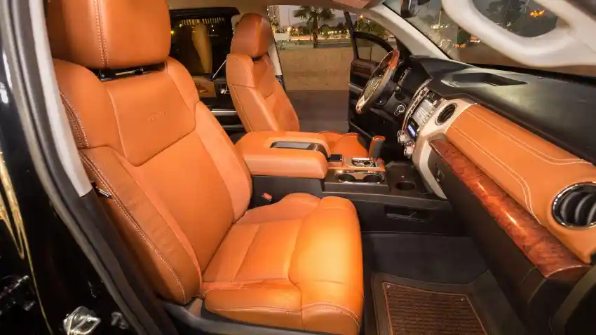 Foto - Inilah Toyota Tundra Terpanjang Di Dunia 