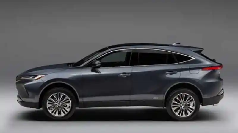 Foto - Inikah SUV Hybrid Toyota Penerus RAV4?