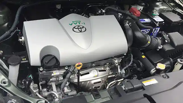 Foto - FIRST DRIVE: Toyota Yaris Heykers 2016